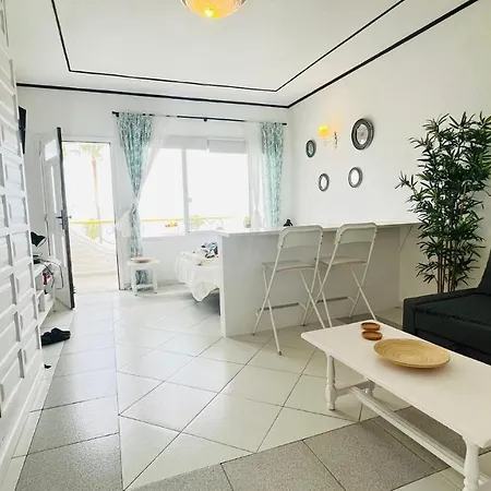Studio Sea Front View & Pool Tacoronte